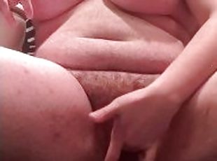 bañando, tetas-grandes, masturbación, coño-pussy, amateur, babes, adolescente, con-los-dedos, zorra-slut, a-solas