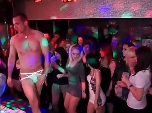 fiesta, mamada, zorra-slut, desnudándose, sexo-con-ropa, club, calientapollas