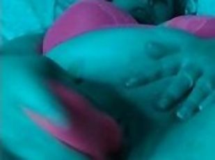 gros-nichons, masturbation, orgasme, chatte-pussy, giclée, amateur, milf, jouet, solo, humide