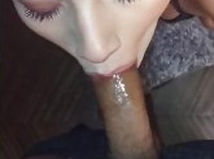 Beautiful girl sucks cock????????????