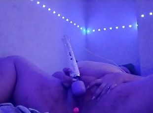 masturbation, vieux, orgasme, chatte-pussy, amateur, jouet, belle-femme-ronde, jeune-18, plus-agée, solo