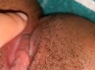 masturbación, orgasmo, coño-pussy, amateur, negra-ebony, negra, a-solas, húmedo