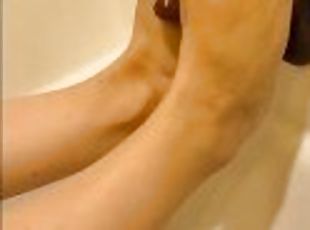 baignade, masturbation, amateur, ejaculation-sur-le-corps, énorme-bite, jouet, black, pieds, secousses, point-de-vue