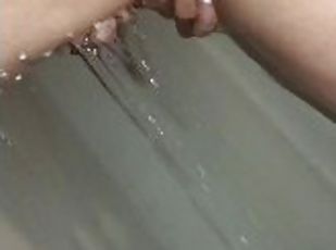 bañando, clítoris, pezones, coño-pussy, esposa, madurita-caliente, con-piercings, perfecto, ducha