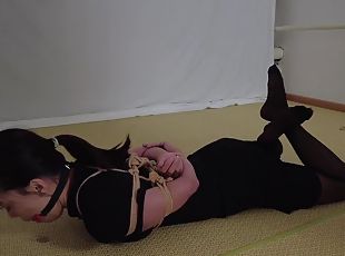 asiatic, bdsm, nebuna, ciorapi, fetish, inceandu-se, bondage, dominare, bruneta