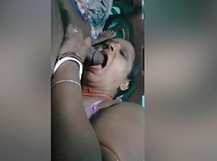 Desi Bhabhi Blowjob