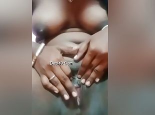 Desi Tamil Girl Shows Her Boobs And Pussy Part 1