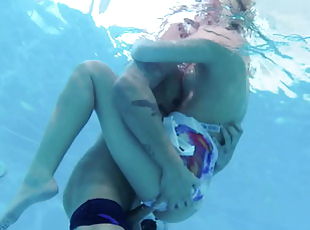 Passionate underwater sex