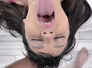 cul, anal, ados, jouet, fellation-profonde, casting, point-de-vue, sur-le-visage, fantaisie, brunette