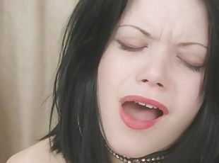 masturbation, orgasme, amateur, babes, hardcore, maison, ejaculation, résille, solo, rasé