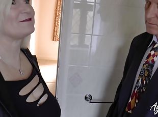 gros-nichons, vieux, mature, fellation, granny, milf, hardcore, maman, joufflue, jeune-18