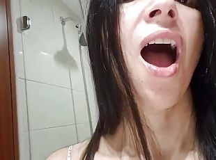 gros-nichons, masturbation, amateur, mature, milf, latina, fou, salope, webcam, solo