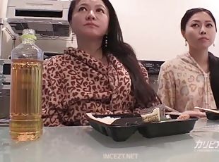 Japanese threesome with cumshot - Asian moms with big natural tits