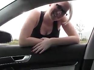 lunettes, en-plein-air, amateur, milf, allemand, voiture, blonde, pute, belle, réalité