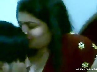 Indian Babe Blows Her Boyfriend's Dick for Fun