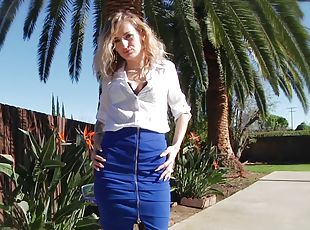 levrette, orgasme, en-plein-air, chatte-pussy, anal, fellation, jouet, hardcore, pornstar, couple