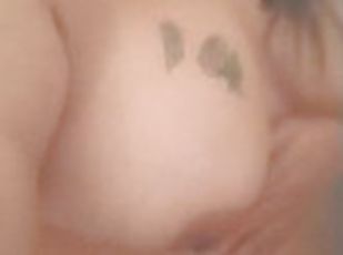 banhos, teta-grande, amador, babes, ébona, bbw, chuveiro, sozinho, molhado, tatuagem