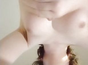 gros-nichons, masturbation, transsexuelle, amateur, ejaculation-sur-le-corps, point-de-vue, sur-le-visage, ejaculation, seins, solo