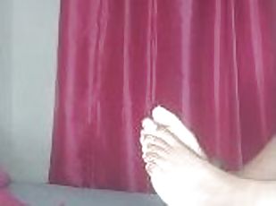 cul, masturbation, amateur, ébène, milf, branlette, belle-femme-ronde, pieds, fétiche, branlette-avec-les-pieds