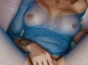 tetas-grandes, masturbación, orgasmo, squirting, amateur, babes, madurita-caliente, juguete, corrida, consolador