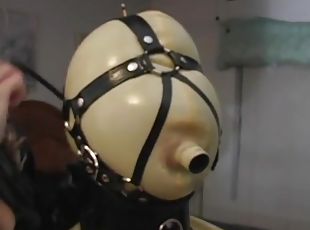 hembiträde, bdsm, fetisch, latex, bondage, älskarinna, femdom