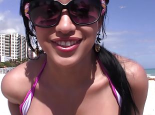 gros-nichons, levrette, fellation, hardcore, latina, branlette, couple, plage, seins, chatte