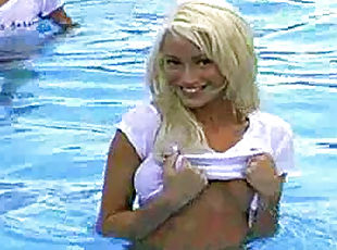 nyilvános, dögös-macák, tinilány, szőke, medence, bikini, barna