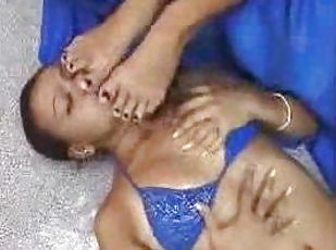 coño-pussy, lesbiana, brasil, pies, divertido, fetichista, bikini, dominación-femenina, tetitas