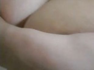 gros-nichons, masturbation, orgasme, amateur, ejaculation-sur-le-corps, ados, latina, seins, solo