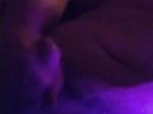 masturbation, amateur, ejaculation-sur-le-corps, énorme-bite, latina, massage, solo, jacuzzi, hôtel, bite