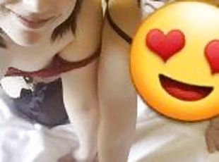 amateur, babes, fellation, trio, point-de-vue, mari, marié, brunette, petits-seins