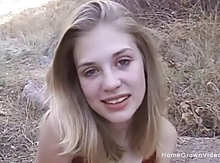 en-plein-air, amateur, fellation, énorme-bite, hardcore, branlette, couple, jeune-18, blonde, forêt