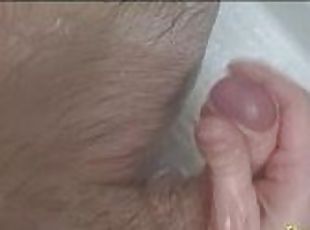 masturbation, ejaculation-sur-le-corps, énorme-bite, gay, branlette, italien, solo, bite