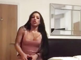 tetas-grandes, transexual, amateur, anal, chorro-de-corrida, pechugona, puta