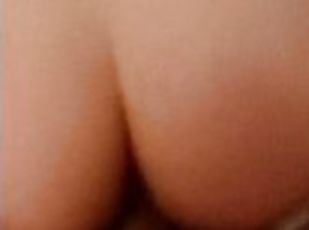 BIG ASS BLONDE [CLOSE UP WET PUSSY]