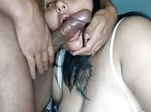 tetas-grandes, amateur, mamada, casero, latino, garganta-profunda, pareja, primera-persona, máquinas, pechugona