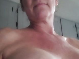 gros-nichons, masturbation, amateur, mature, milf, jouet, cuisine, solo, réalité