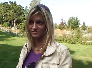 en-plein-air, chatte-pussy, amateur, hardcore, allemand, couple, blonde, naturel, rasé, jeans