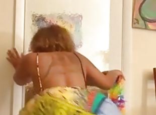 Sundress twerk