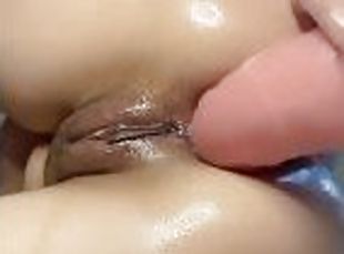 Fucking my ass with an 9.5 inch dildo and Hug buttlplug Masturbation.