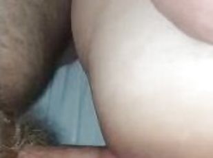 culo, cuatro-patas, amateur, corrida-interna, primera-persona, hotel, morena, tatuaje, cañero