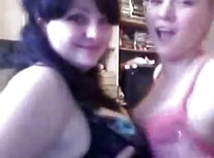 Naughty mom & daughter camming