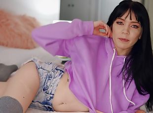 Brunette girlfriend Leda Bear loves to be fucked in the morning