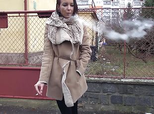 gros-nichons, levrette, orgasme, public, fellation, hardcore, latina, branlette, couple, voiture