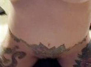 masturbation, orgasme, giclée, amateur, anal, ejaculation-sur-le-corps, jouet, machines, solo, tatouage