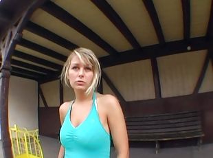 in-afara, amatori, adolescenta, hardcore, laba, cuplu, pov, jeans, superba, realitate