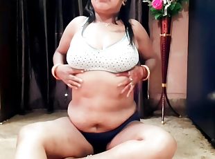 Indian Housewife Sexy Show 21