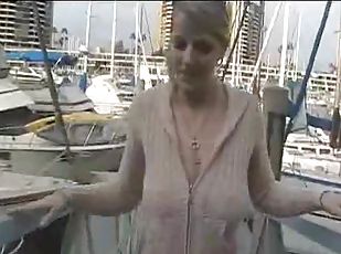 public, chatte-pussy, blonde, bateau