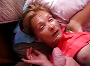 amateur, ejaculation-sur-le-corps, milf, sur-le-visage