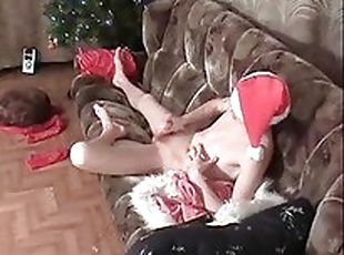 Christmas masturbation fun with a twink